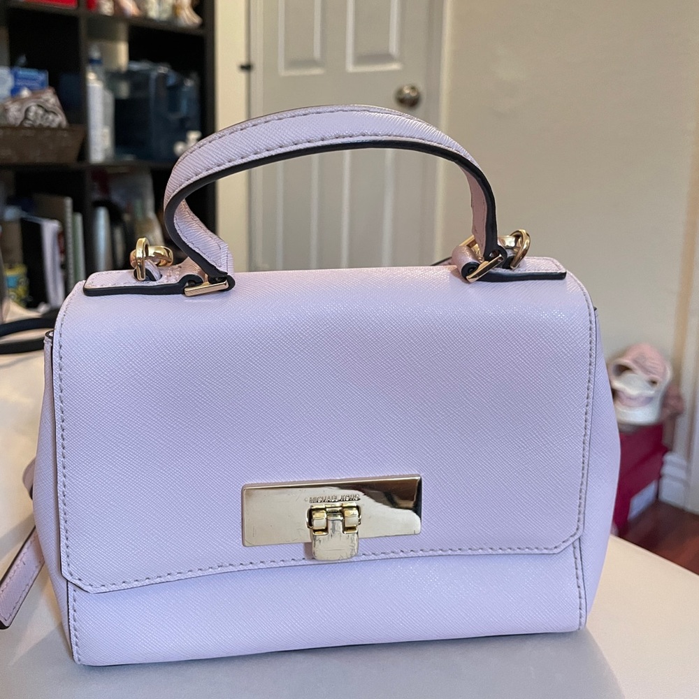 Pink Michael kors crossbody bag